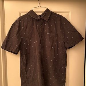Volcom - t shirt in great condition.